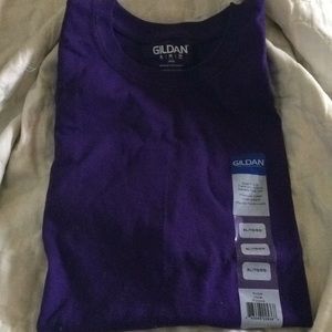 NWT Gildan XL Youth s/s T Shirt. Purple